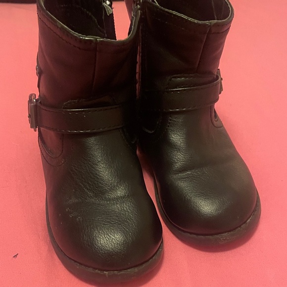 Children's Black Starry Boots - Picture 2 of 3